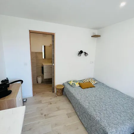 Studio De Vacances Dans Avec Piscine Апартаменты Коголин